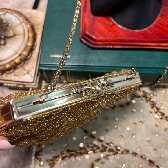Vintage Gold Beaded HandMade in China Purse Evening Bag Metal Gold Tone Strap - Picture 7 of 9